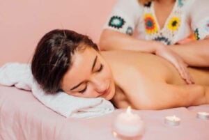 lomi-lomi-massage-biel-01
